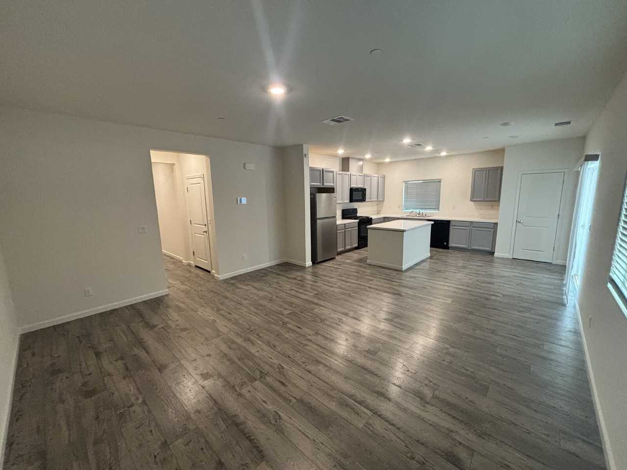 2878 Catalano Way - Photo 4 of 25