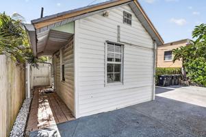 featured image of 311 N Federal Hwy #9