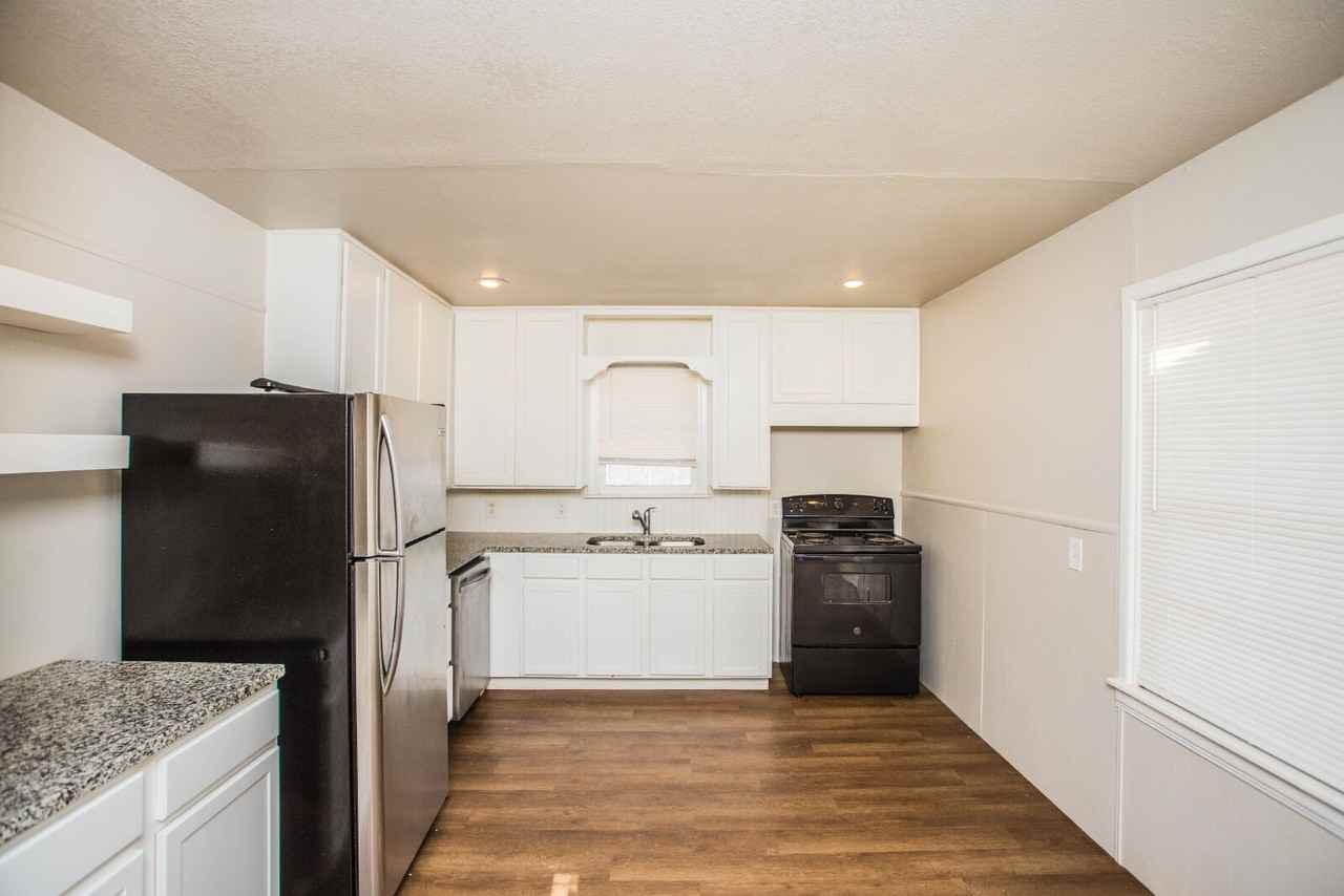 3803 35th St - Photo 3 of 50