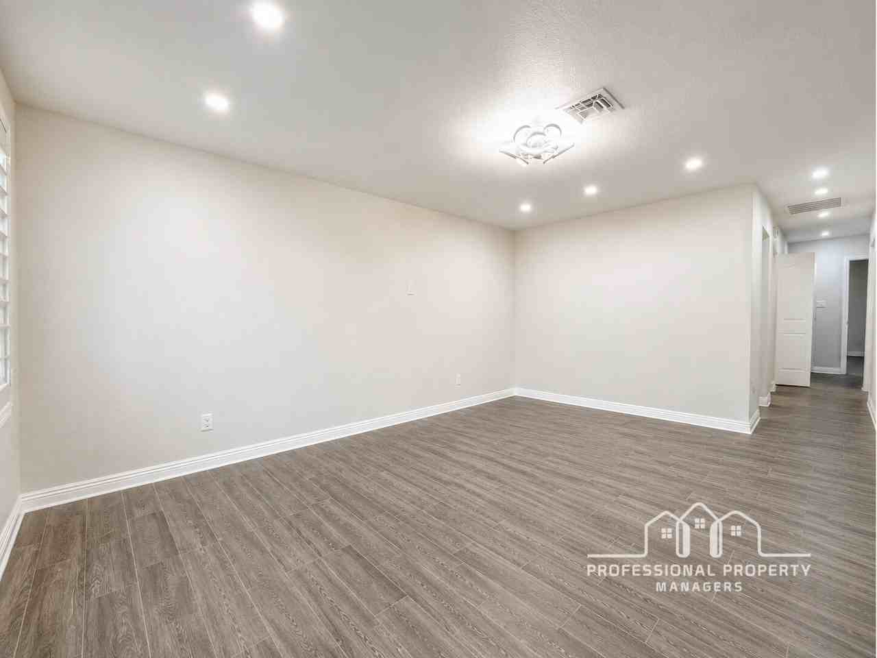1700 S Crowder Ave Unit 7 - Photo 3 of 22