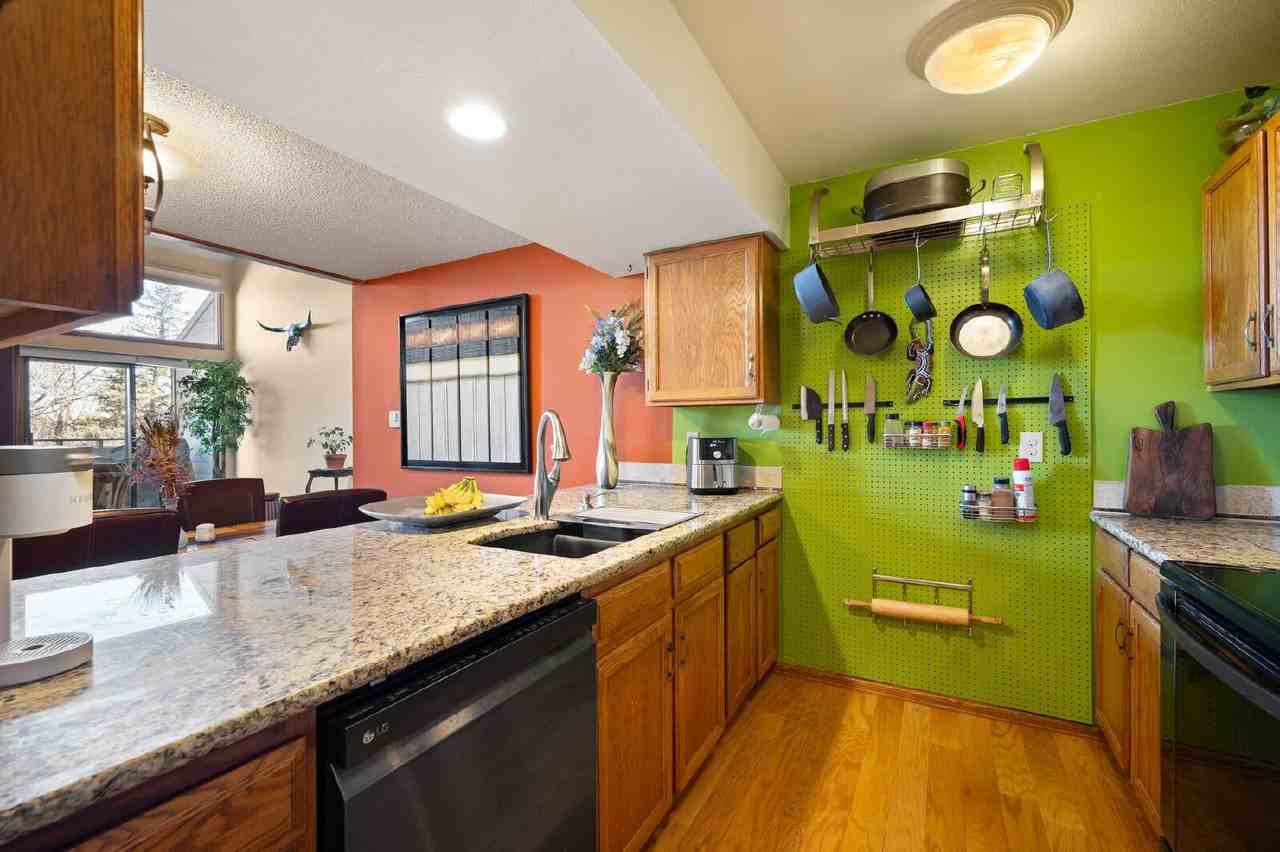 23528 Pondview Pl - Photo 3 of 19