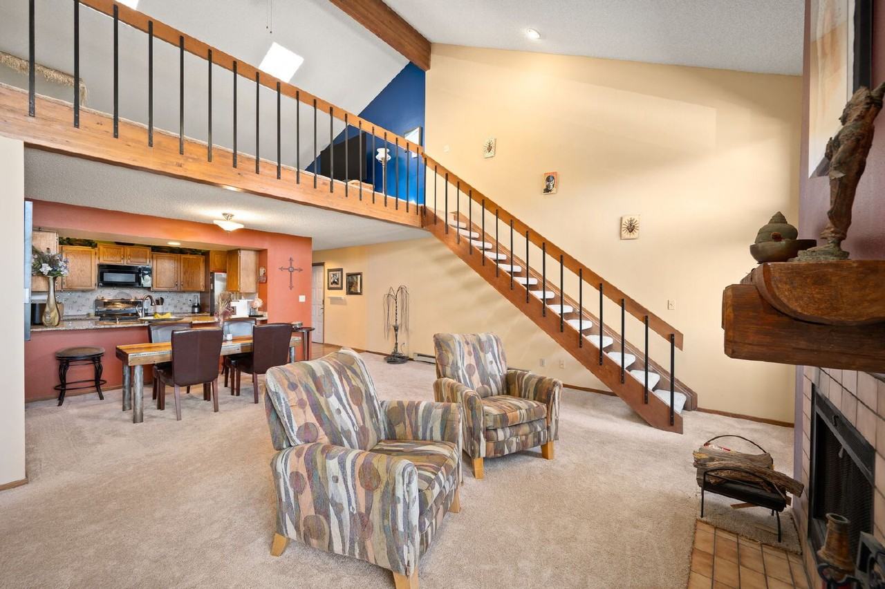 23528 Pondview Pl - Photo 6 of 19