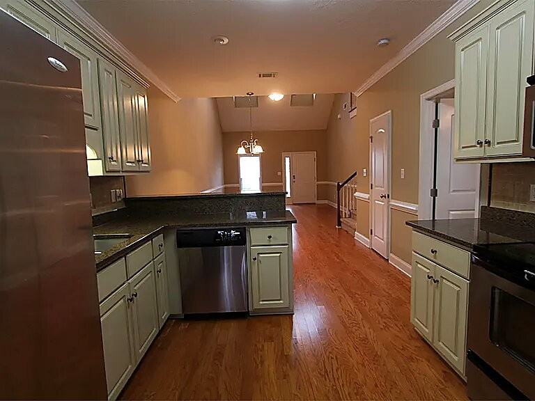 307 Buxton Ln - Photo 7 of 16