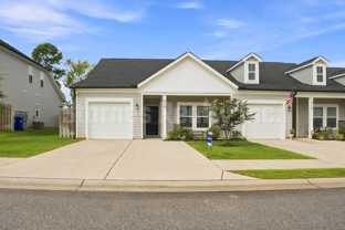 666 Hampton Dr - Photo 1 of 1