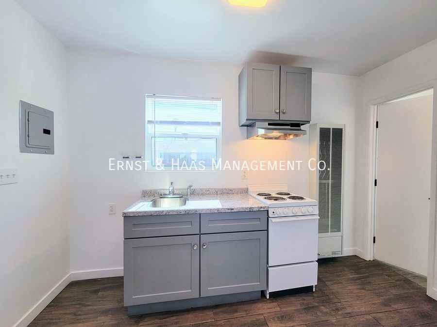 4514 Linden Ave #A - Photo 4 of 9