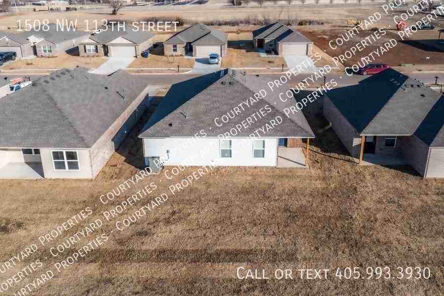 1508 Nw 113th St - Photo 3 of 44