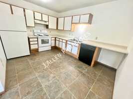 featured image of 904 Riverfront Rd #18
