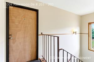 featured image of 13332 Parkwood Dr
