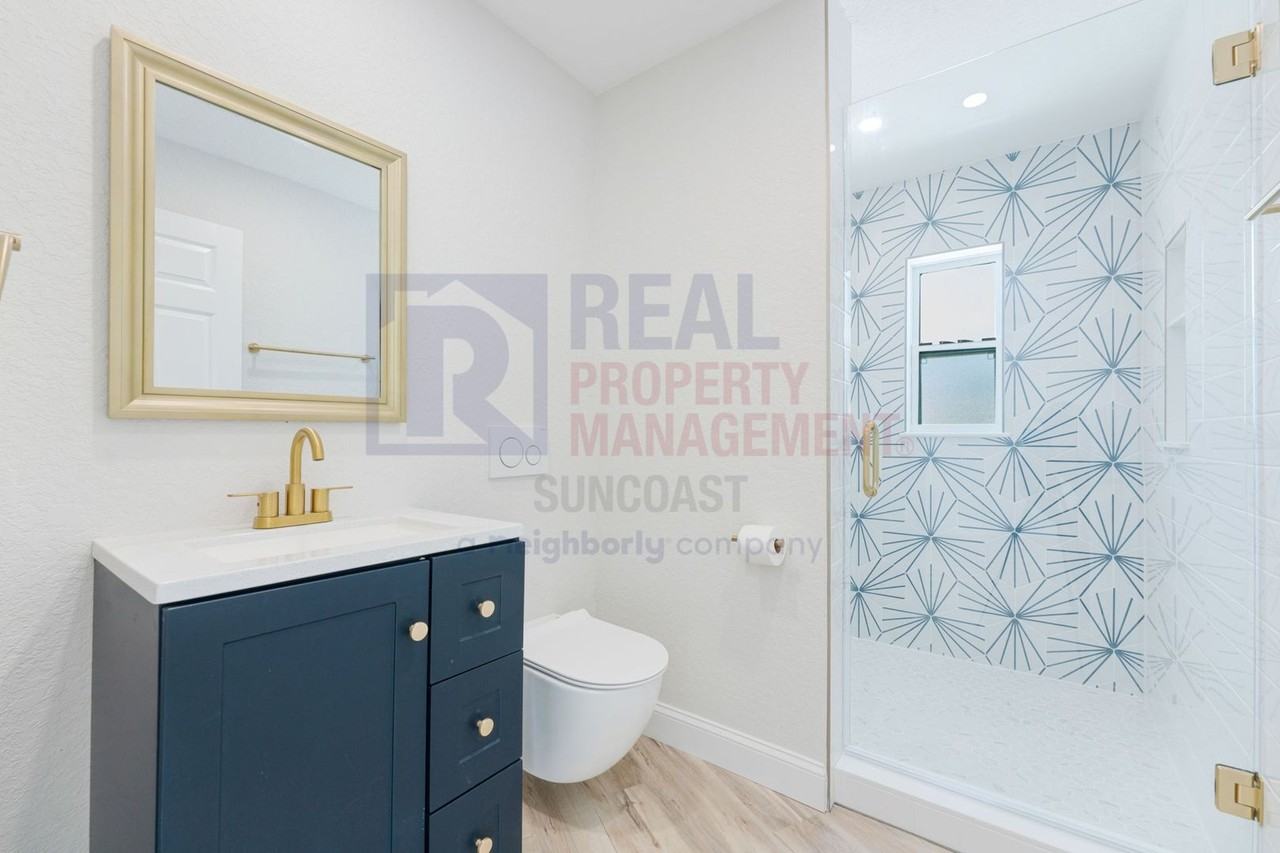 411 Pine Tree Ter - Photo 6 of 41