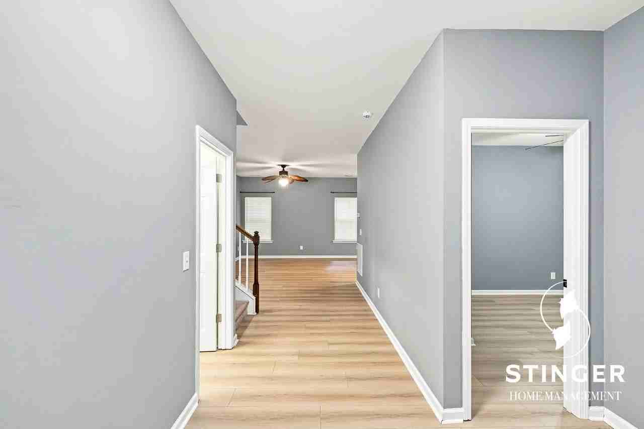 117 Mission Way - Photo 5 of 36