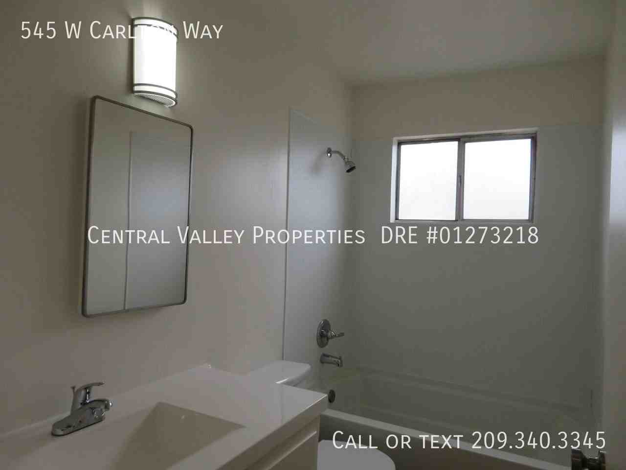 545 W Carlton Way - Photo 4 of 6