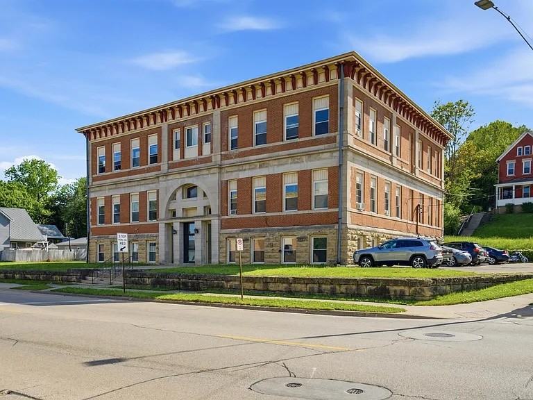 The Central Apartments - Photo 2 of 21