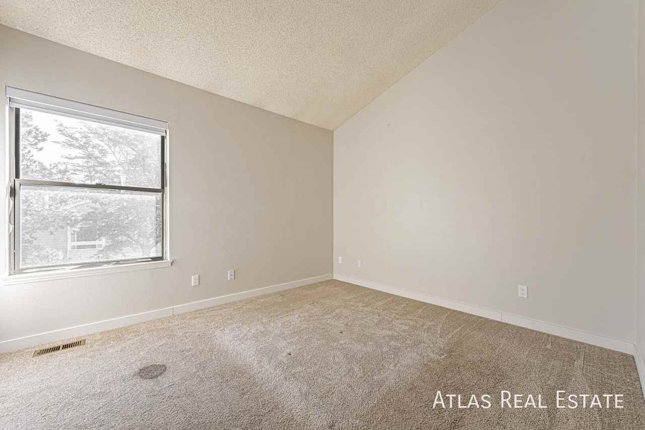 4185 S Richfield Way - Photo 7 of 17