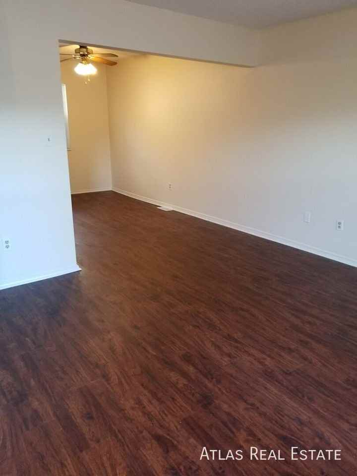 2332 Stepping Stones Way - Photo 5 of 14