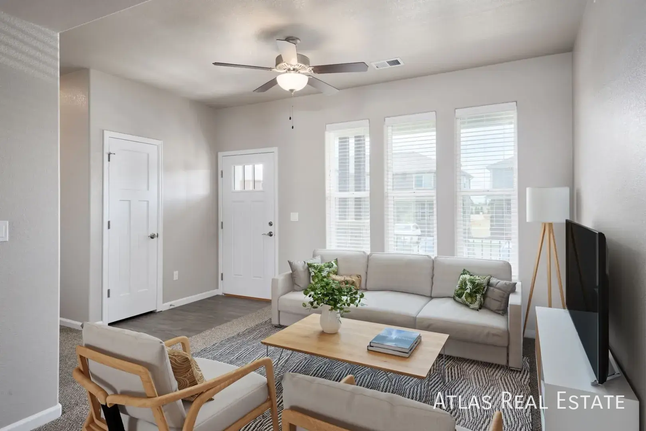 6718 Faith Dr #A - Photo 4 of 50