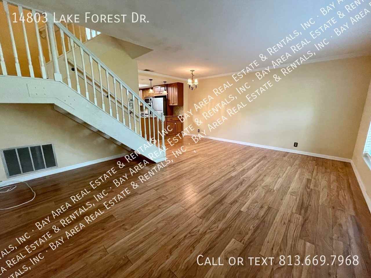 14803 Lake Forest Dr - Photo 3 of 24