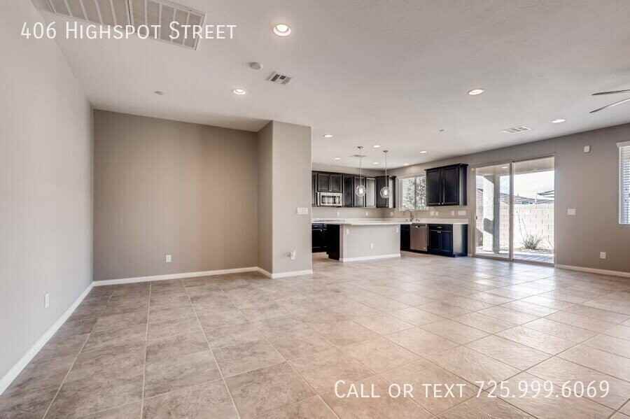 406 Highspot St - Photo 5 of 26