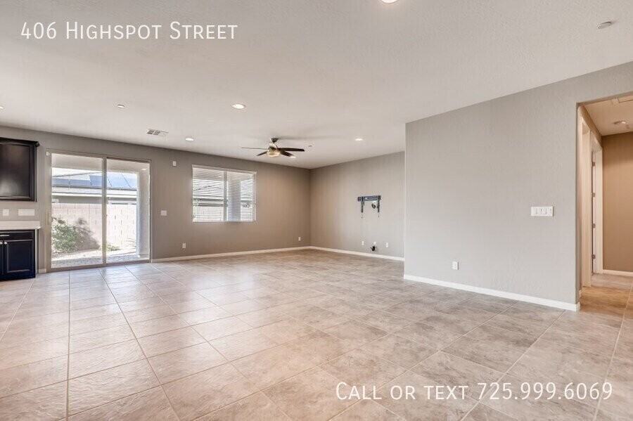 406 Highspot St - Photo 6 of 26
