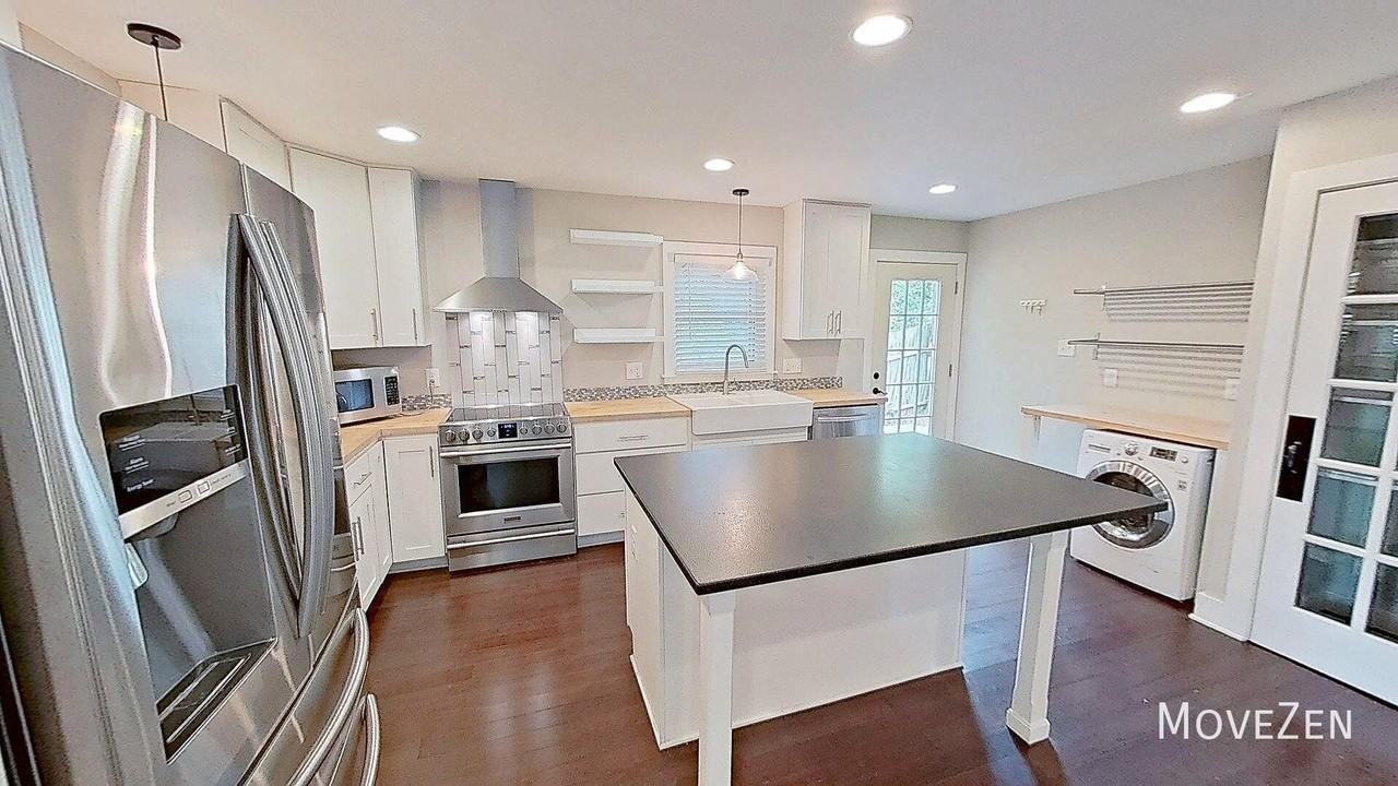 908 Brighton Rd - Photo 7 of 38