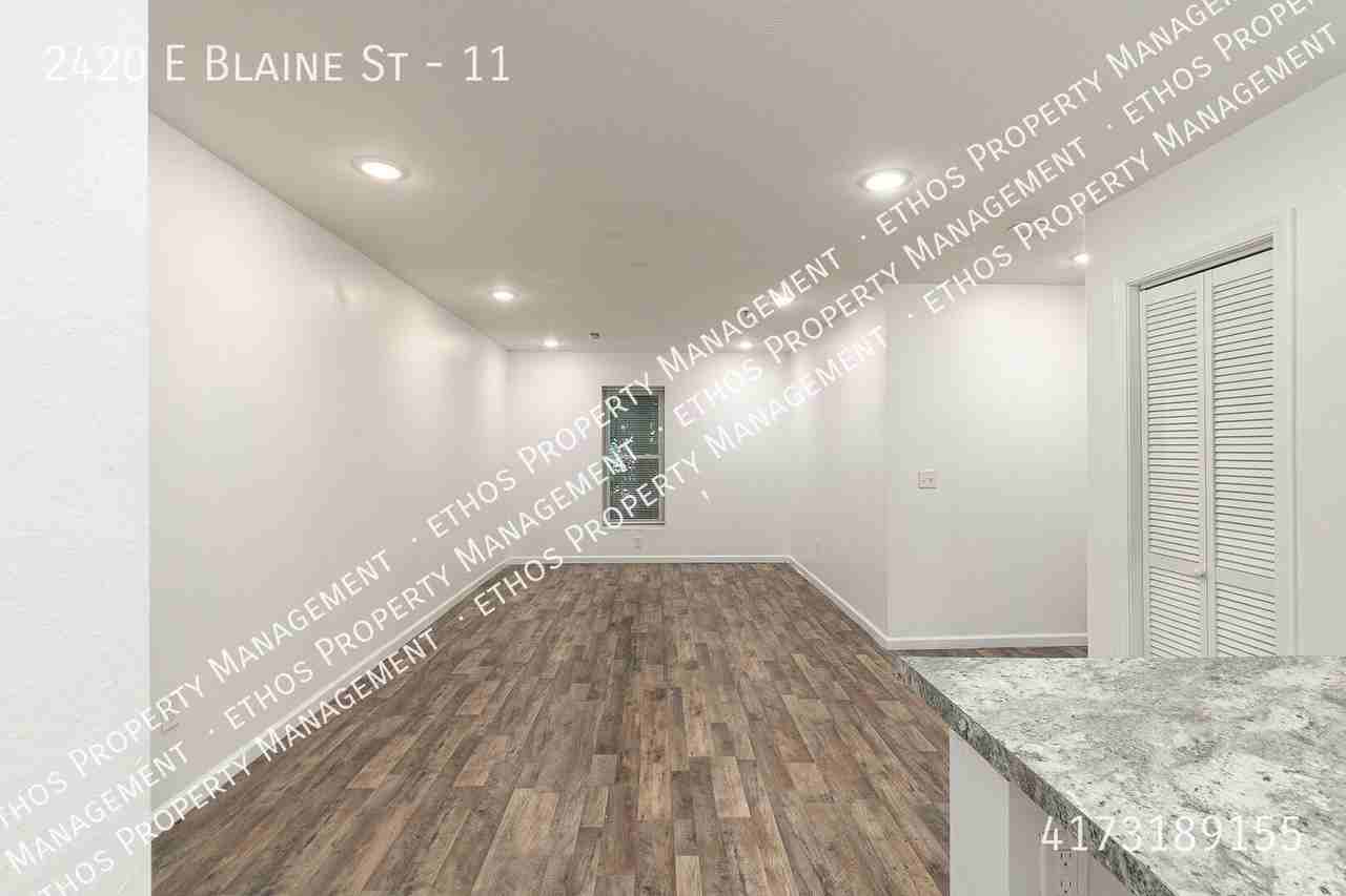2420 E Blaine St #11 - Photo 7 of 16