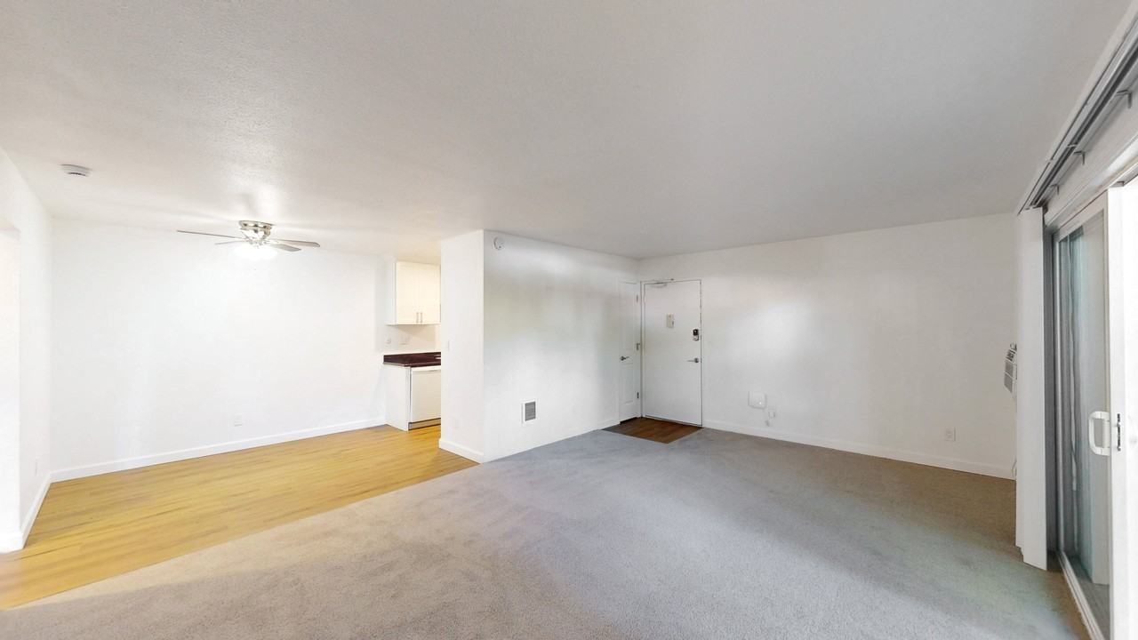 511 Alameda Del Prado #117 - Photo 4 of 15