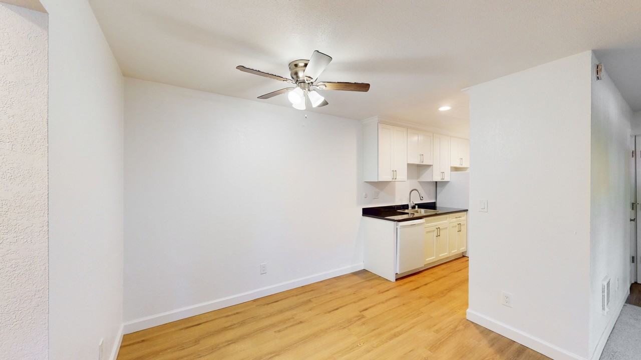 511 Alameda Del Prado #117 - Photo 6 of 15