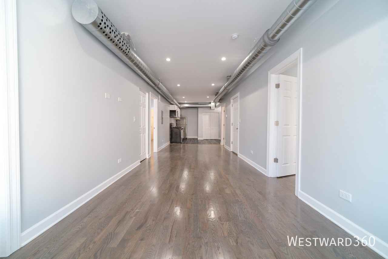 3101 W Leland Ave #2 - Photo 2 of 12