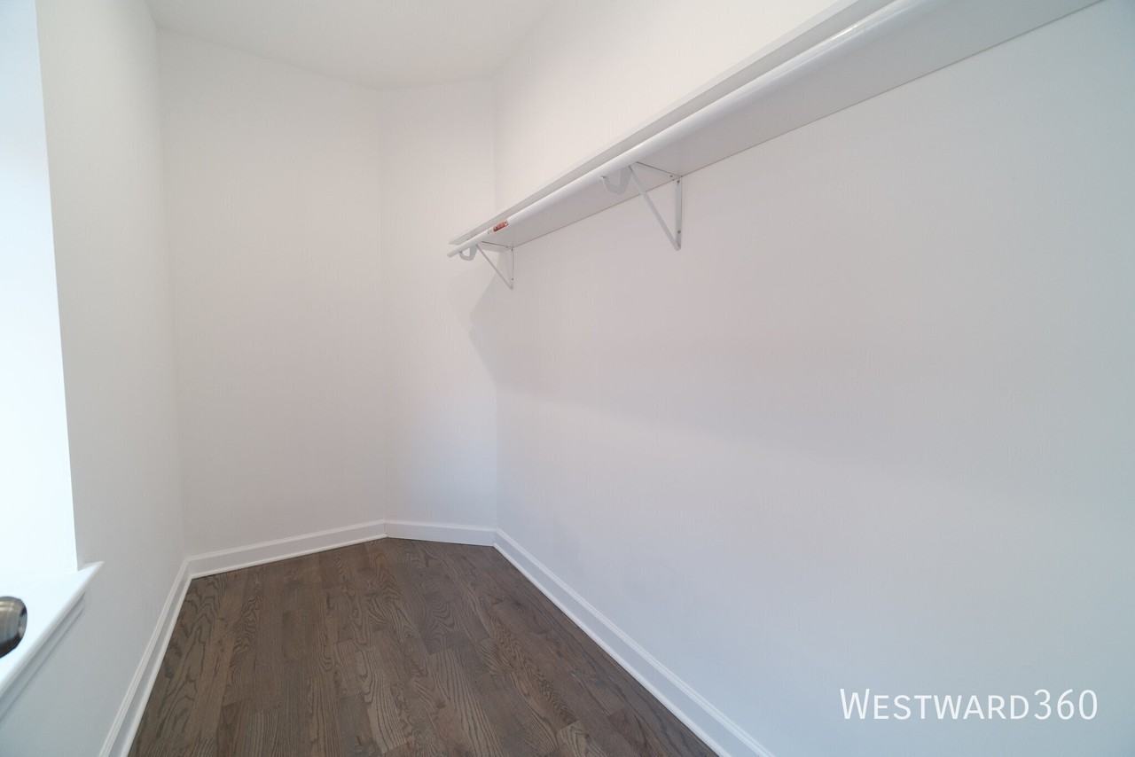 3101 W Leland Ave #2 - Photo 7 of 12