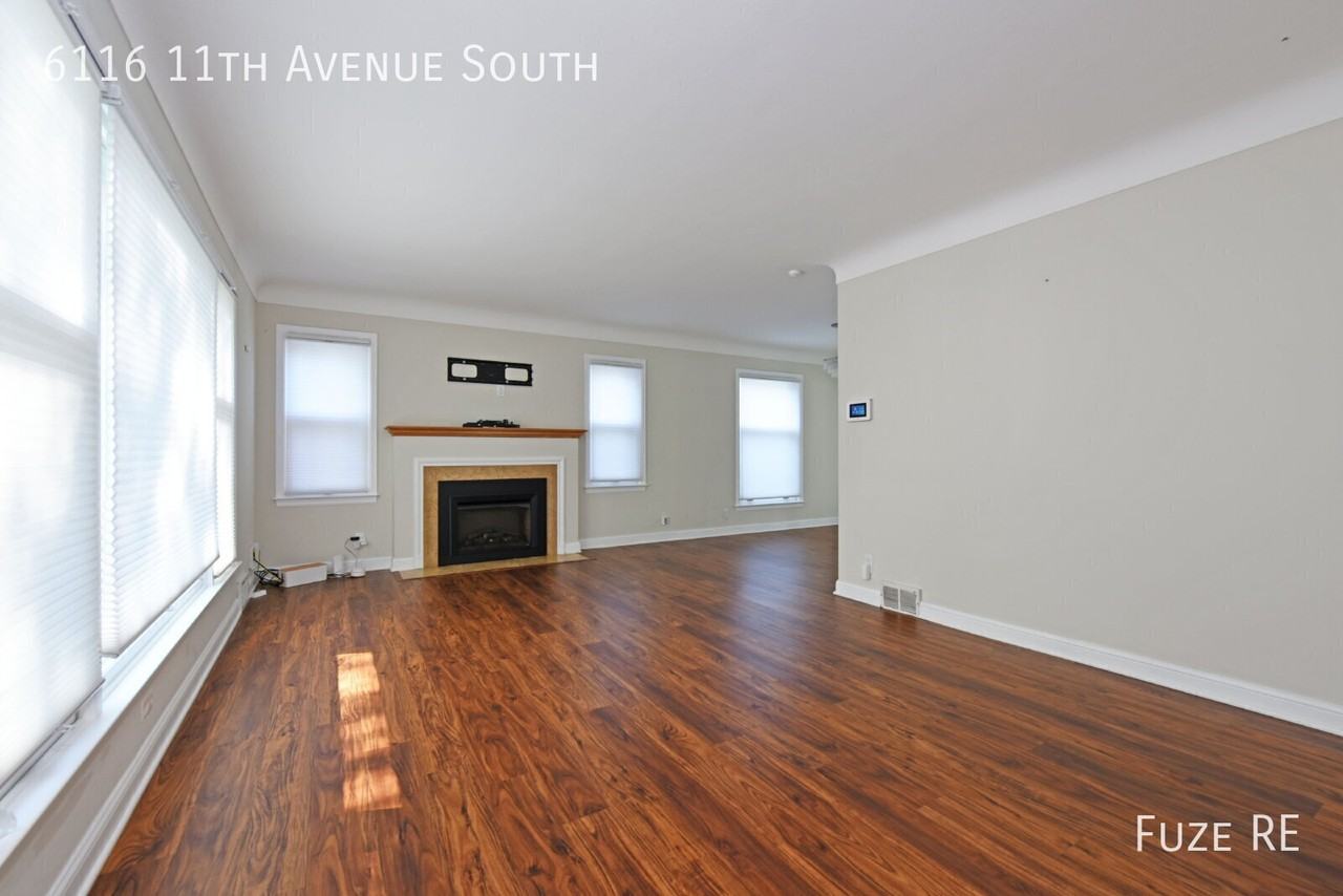 6116 11th Ave S - Photo 3 of 27