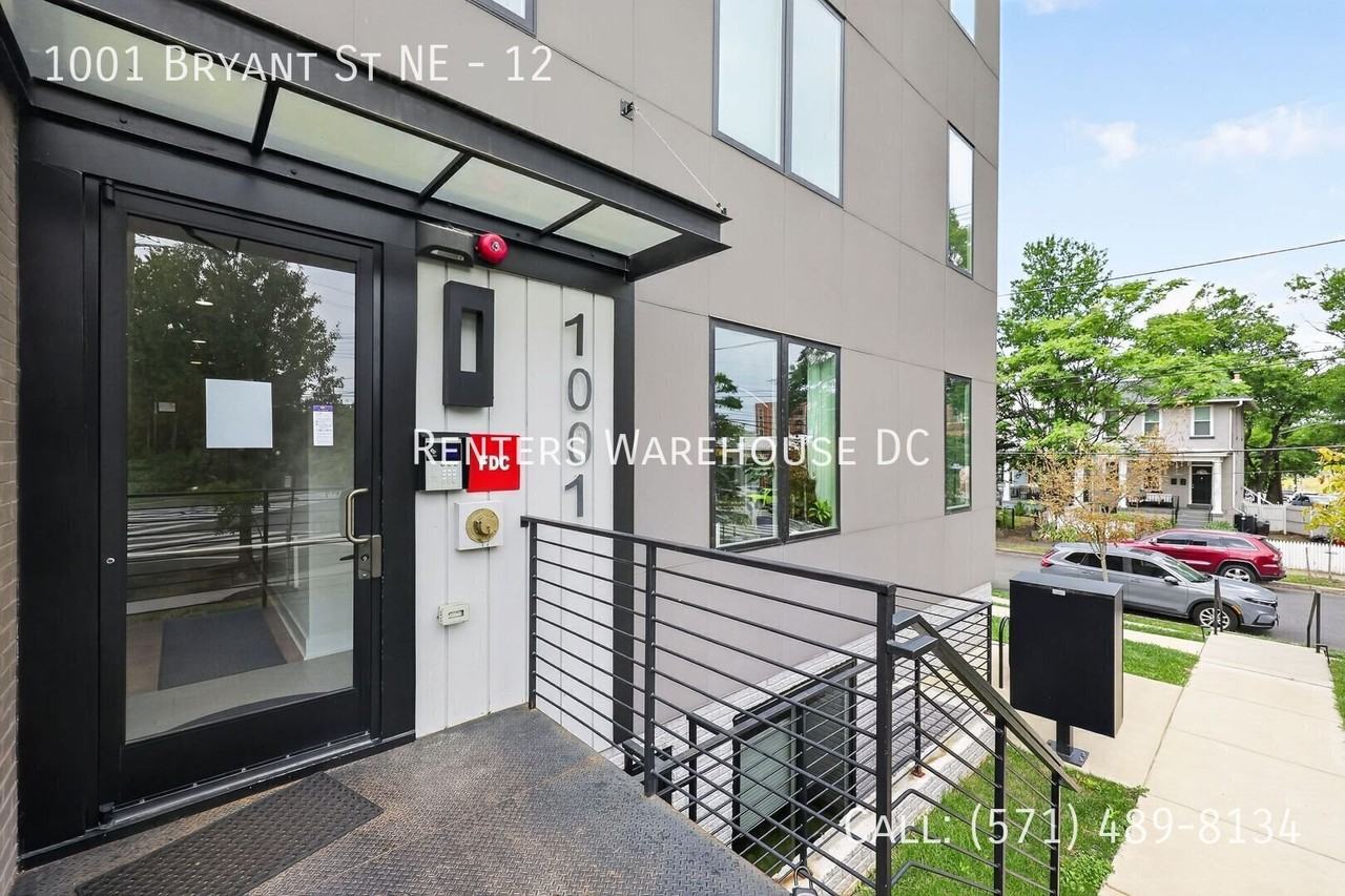 1001 Bryant St Ne #12 - Photo 2 of 26