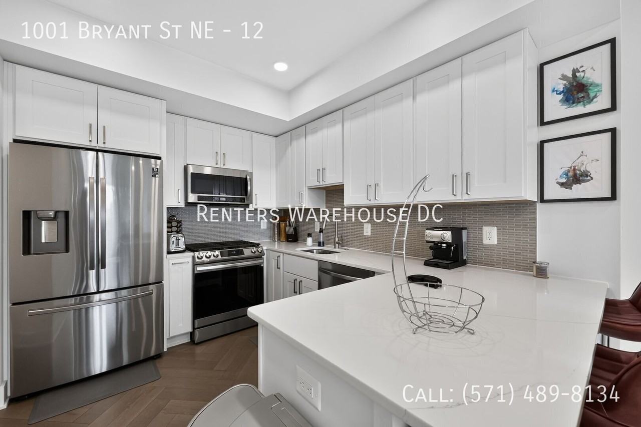 1001 Bryant St Ne #12 - Photo 3 of 26