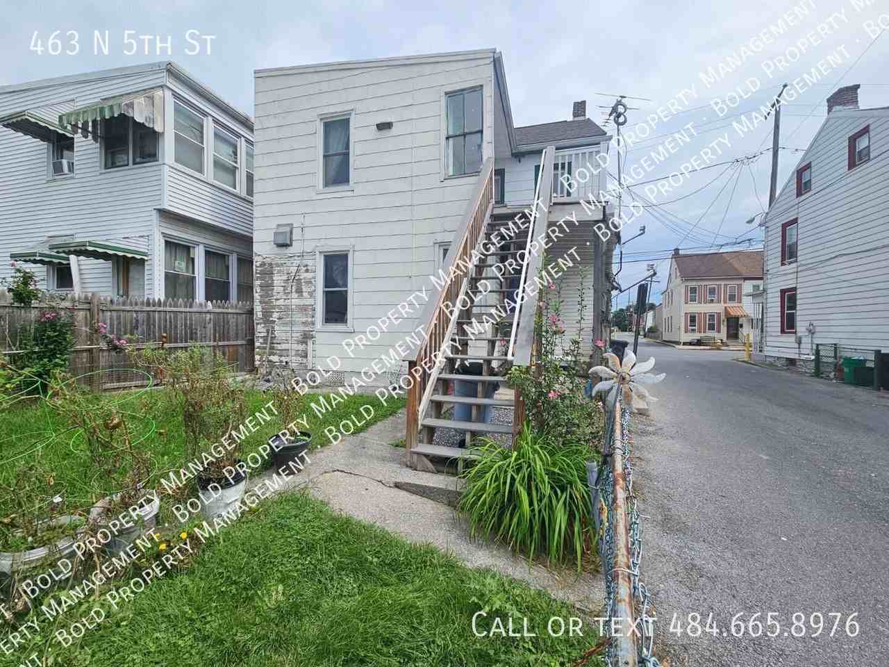 463 N 5th St - Photo 3 of 13