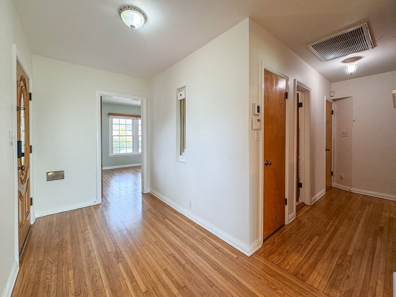 5913 Hill Rd - Photo 6 of 29