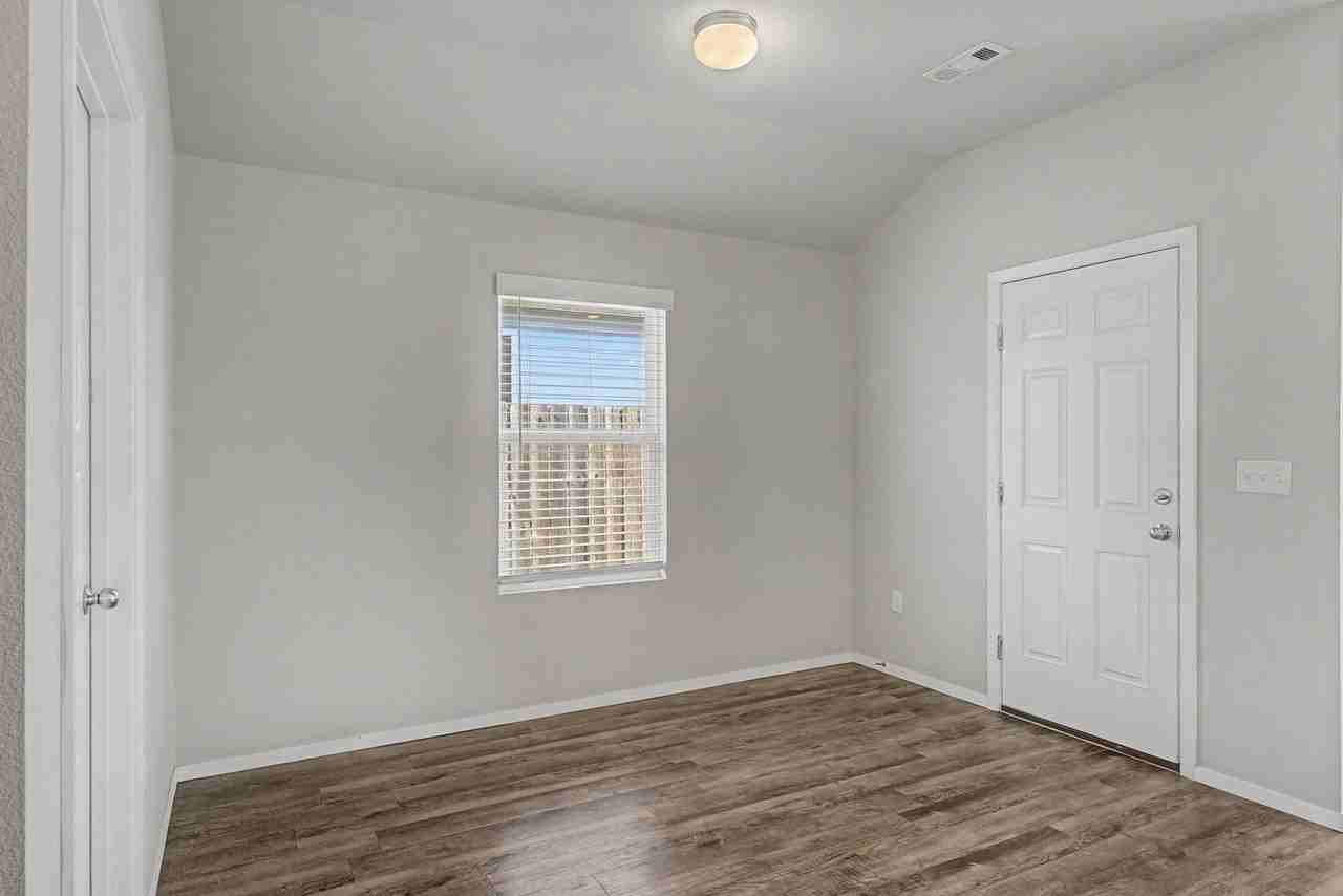 1236 S Nighthawk Ln - Photo 5 of 21