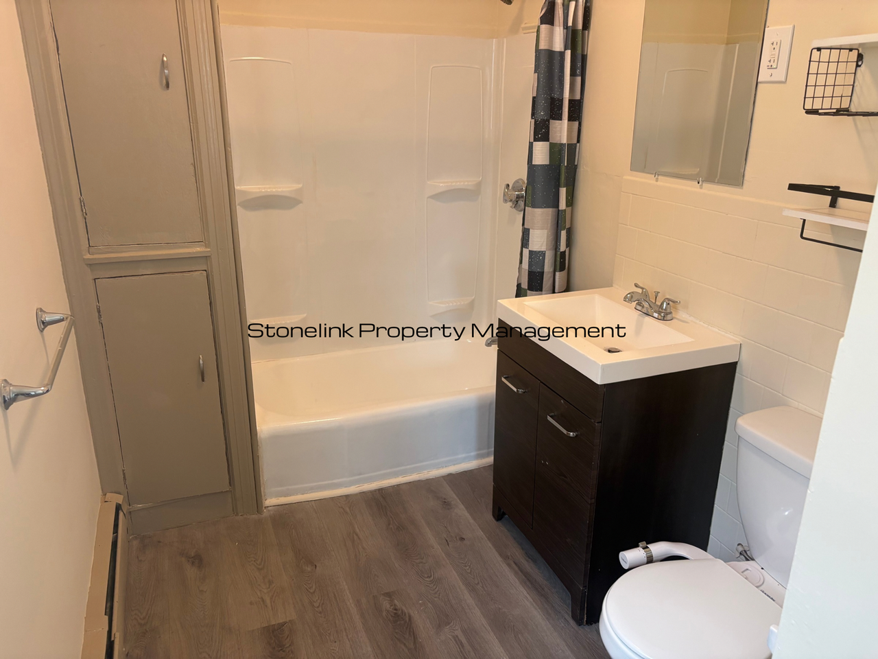 81 Fales Street - Photo 5 of 15