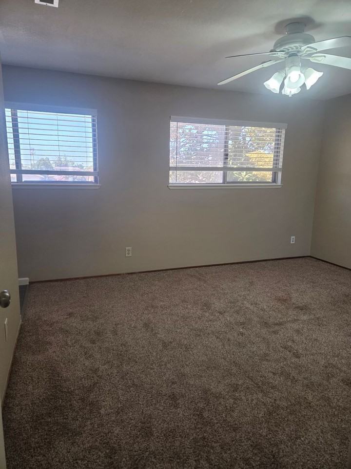3617 Scottsboro Dr - Photo 3 of 21