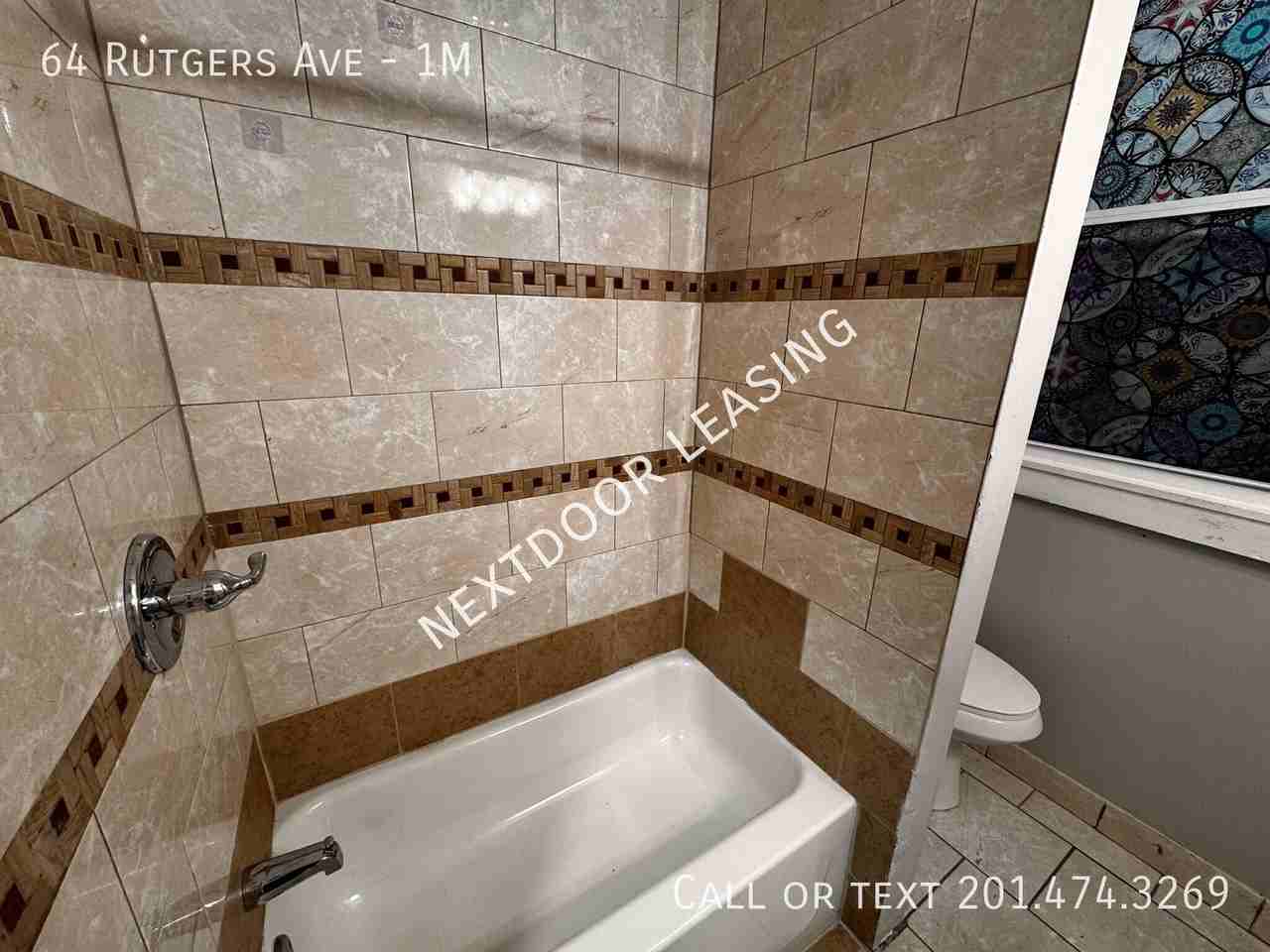 64 Rutgers Ave #1M - Photo 4 of 8