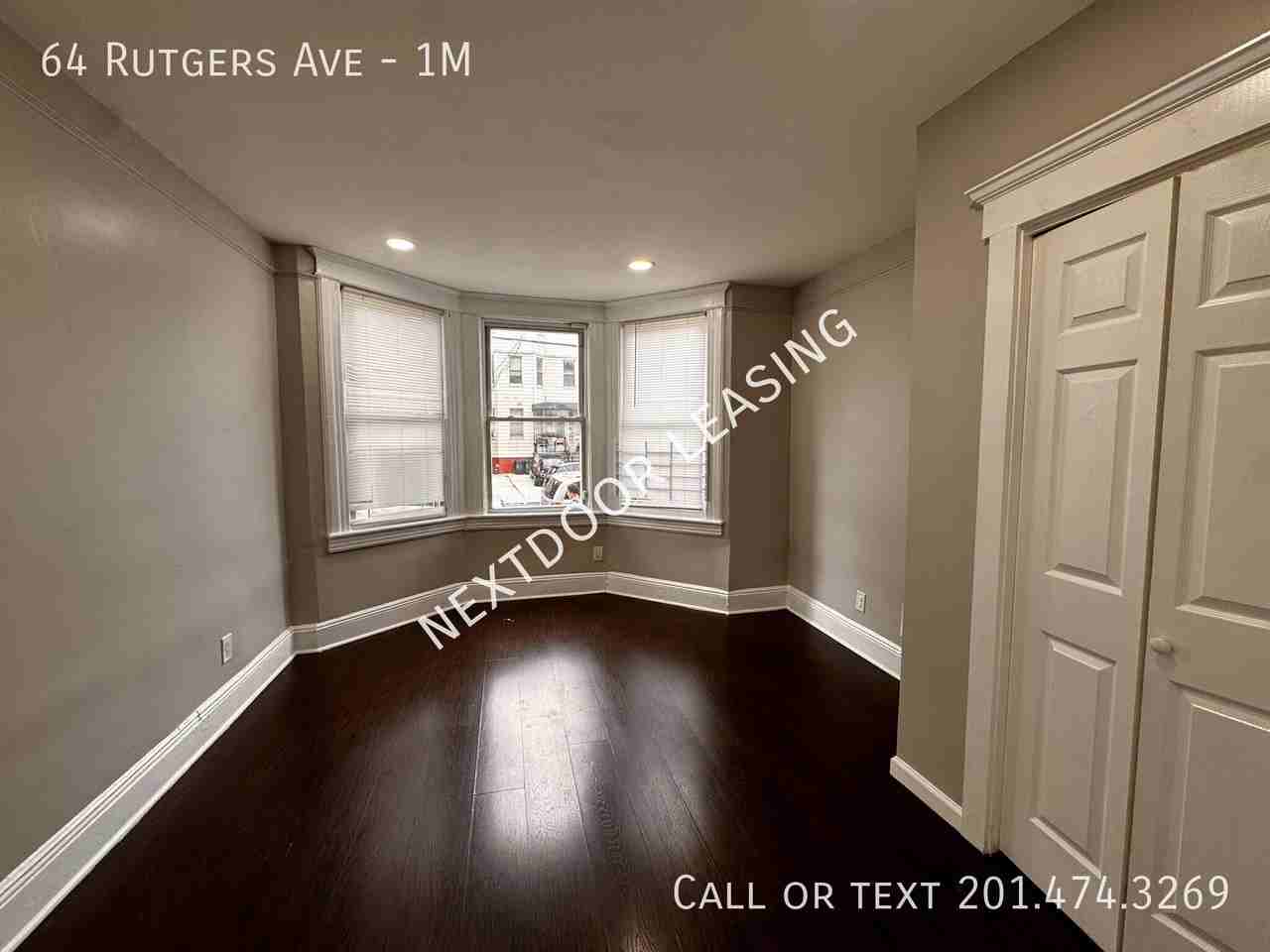 64 Rutgers Ave #1M - Photo 5 of 8