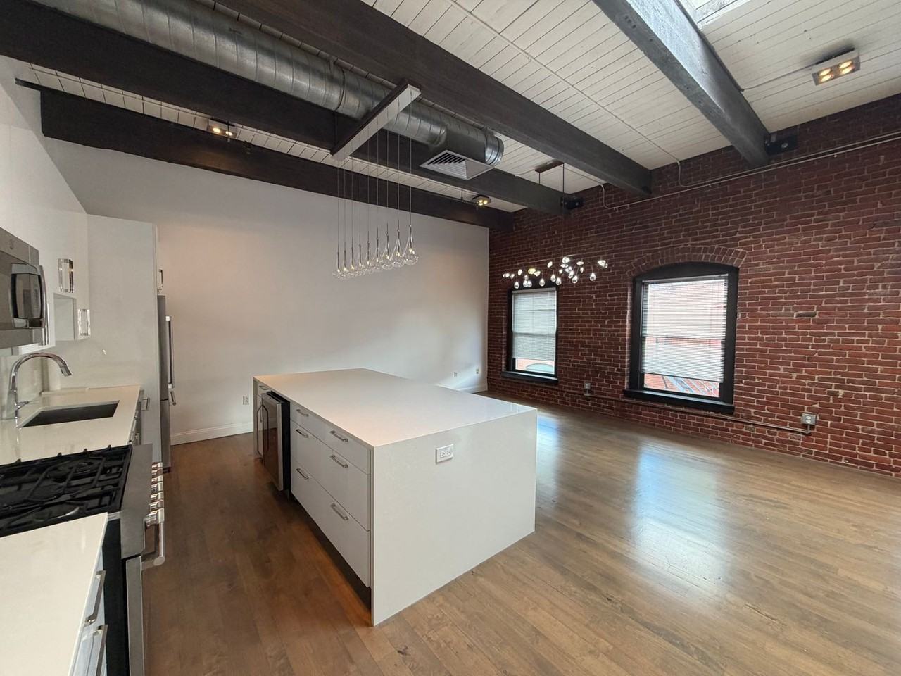 21 Wormwood St #621 - Photo 5 of 21