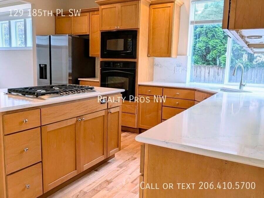 129 185th Pl Sw - Photo 5 of 34