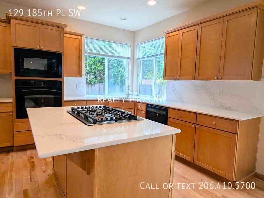 129 185th Pl Sw - Photo 6 of 34