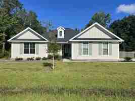 featured image of 124 Huron Loop
