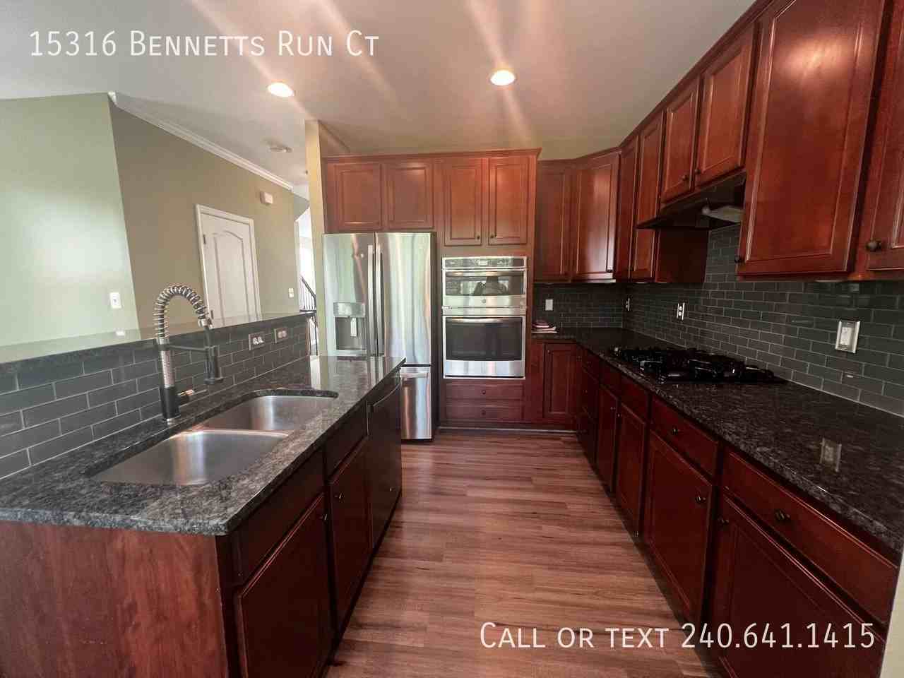 15316 Bennetts Run Ct - Photo 7 of 24