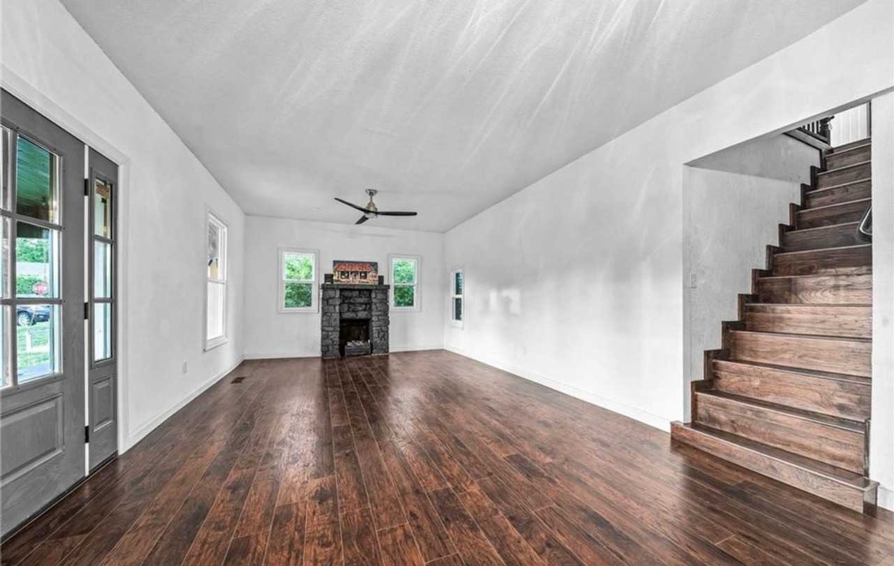 802 N 11th St - Photo 3 of 14