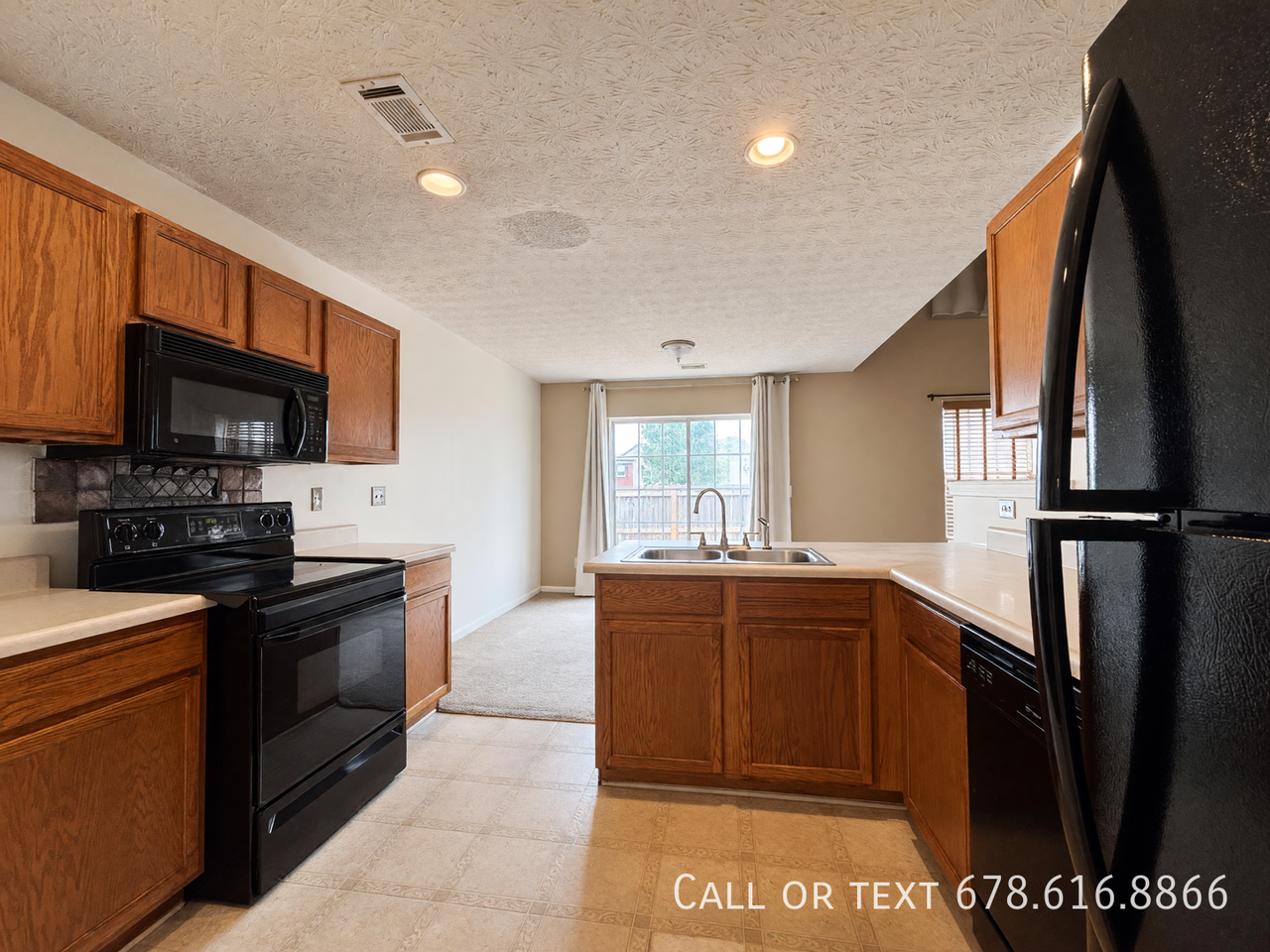 300 Highgate Trl - Photo 7 of 20