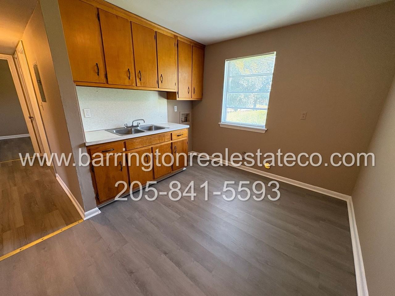 2415 20th Ave N #E - Photo 3 of 4