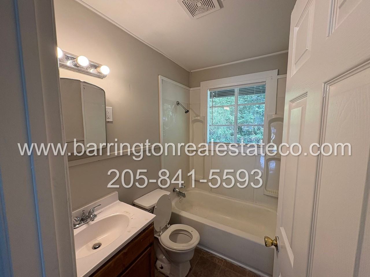 1848 Alemeda Ave Sw - Photo 4 of 4