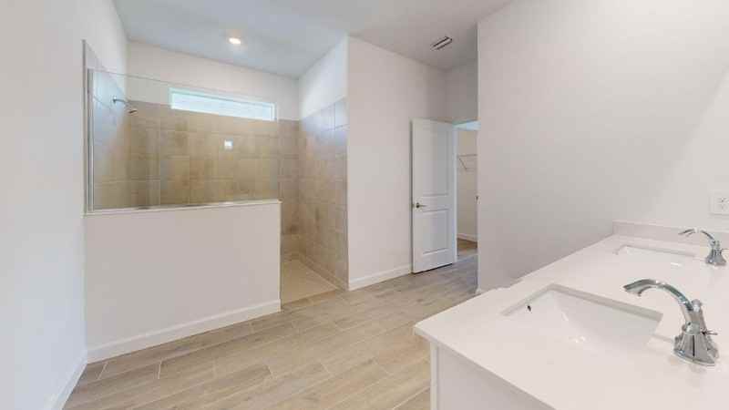 7761 Lakes Edge Ln #NA - Photo 3 of 20