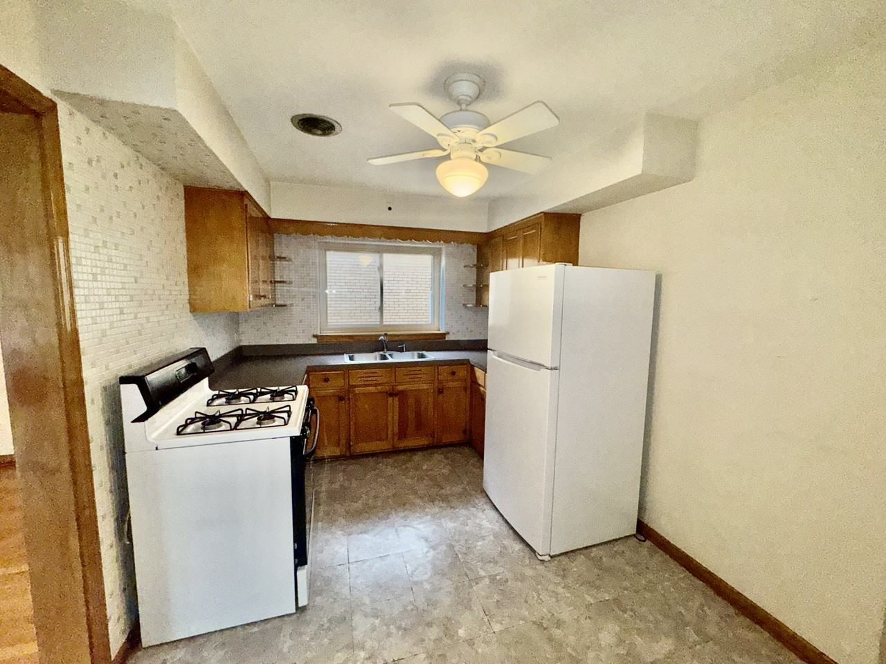 1321 N Harlem Ave #1N - Photo 2 of 23
