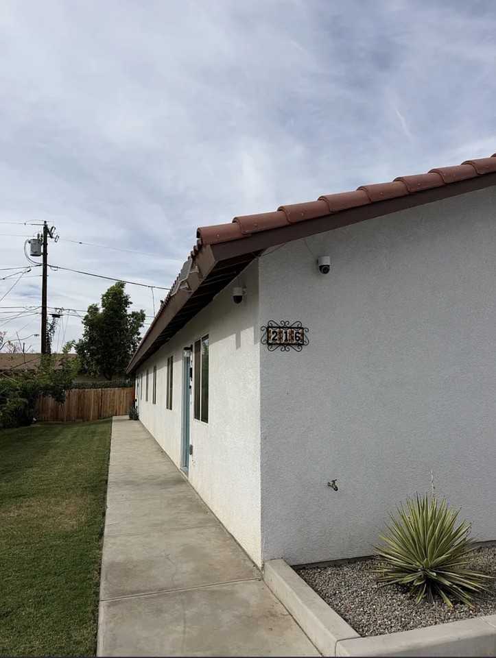 216 E Belle Ave #A - Photo 3 of 17
